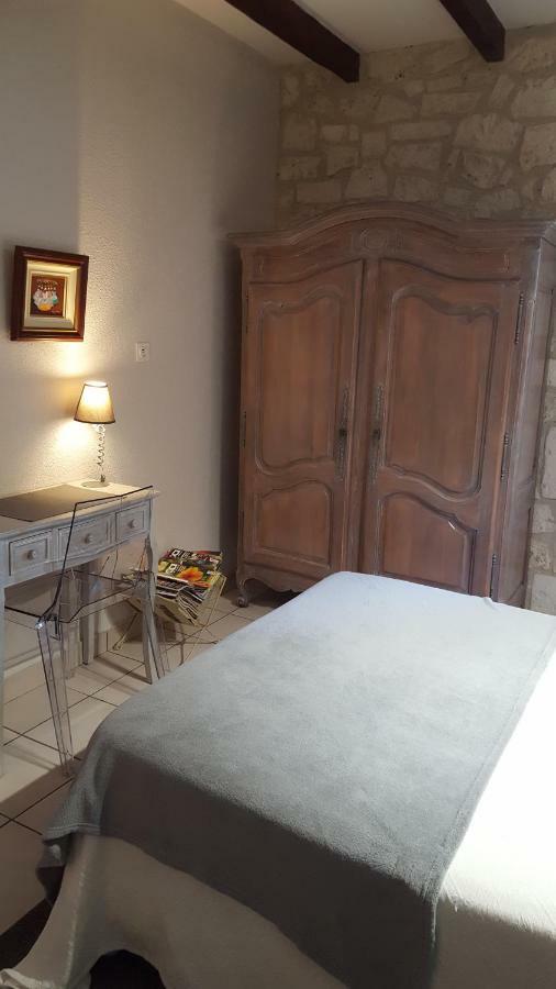 Au Calme Chez L'Habitant Foulayronnes Luaran gambar